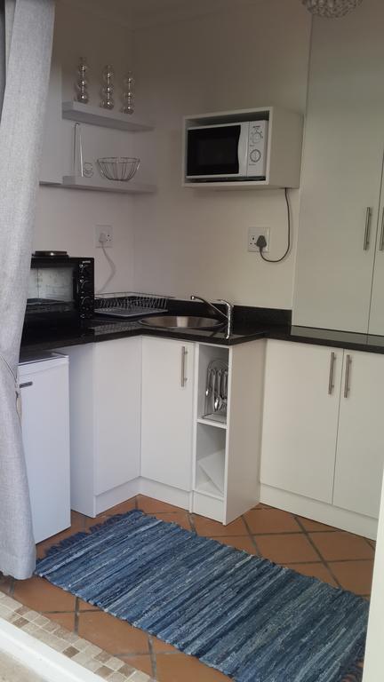 On Broadwalk Cottage كيب تاون الغرفة الصورة